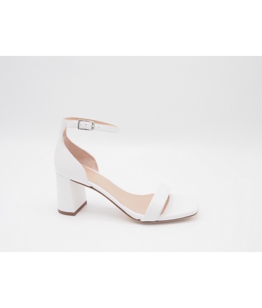 Unisa Minot/White